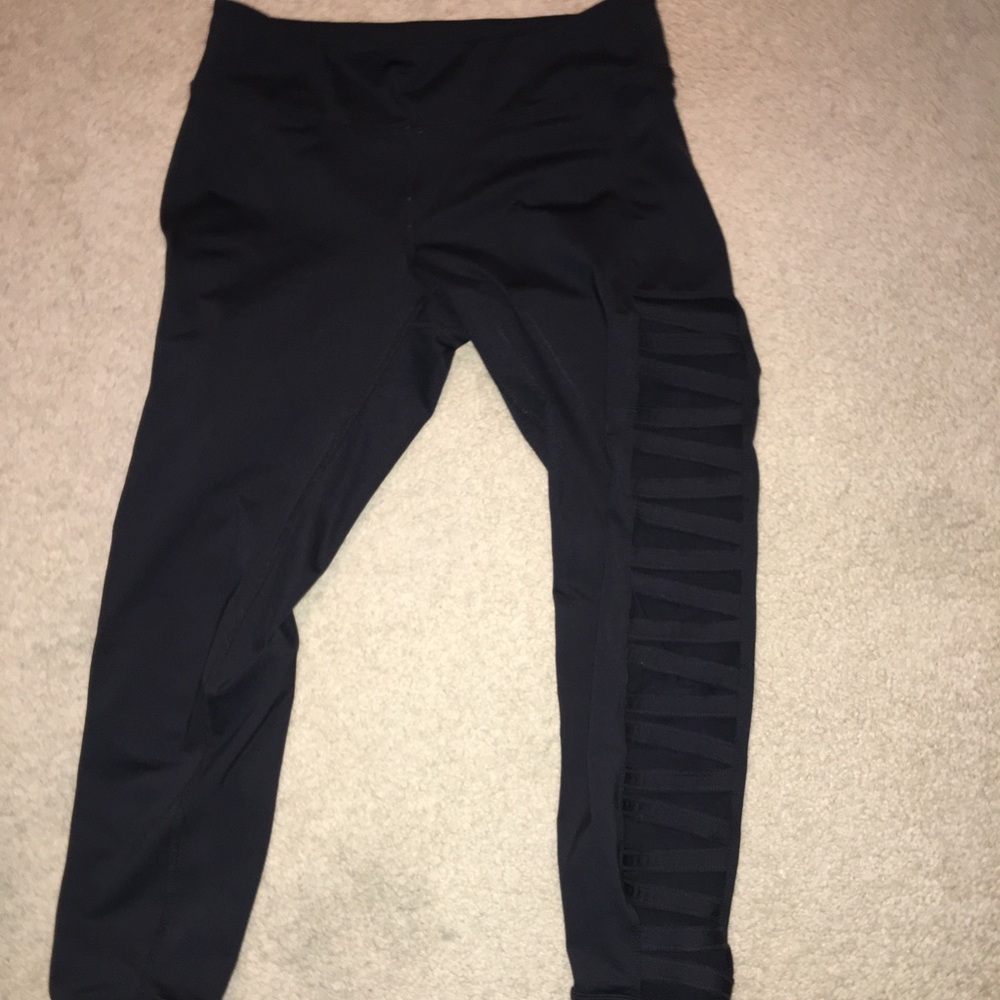 WITHOUT WALLS (URBAN OUTFITTERS) CROSS UP LEGGINGS